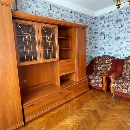 2 Bedroom Apartment Metro Vasilkovskaya Kiev Luaran gambar